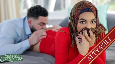 Bakire olduğu için götten yiyen türbanlı altyazılı porno
